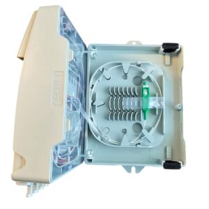 caja de terminacion optica FTTH, hasta 8FO incluye 8 adaptadores SC/APC y splitter 1x8 SC/APC